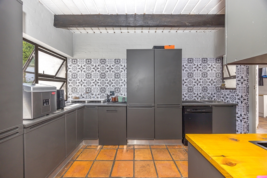 6 Bedroom Property for Sale in Brandwacht Western Cape